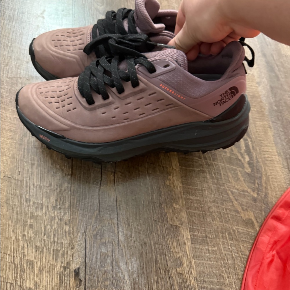 The North Face Mauve and Black Trail Shoes - Picture 5 of 8